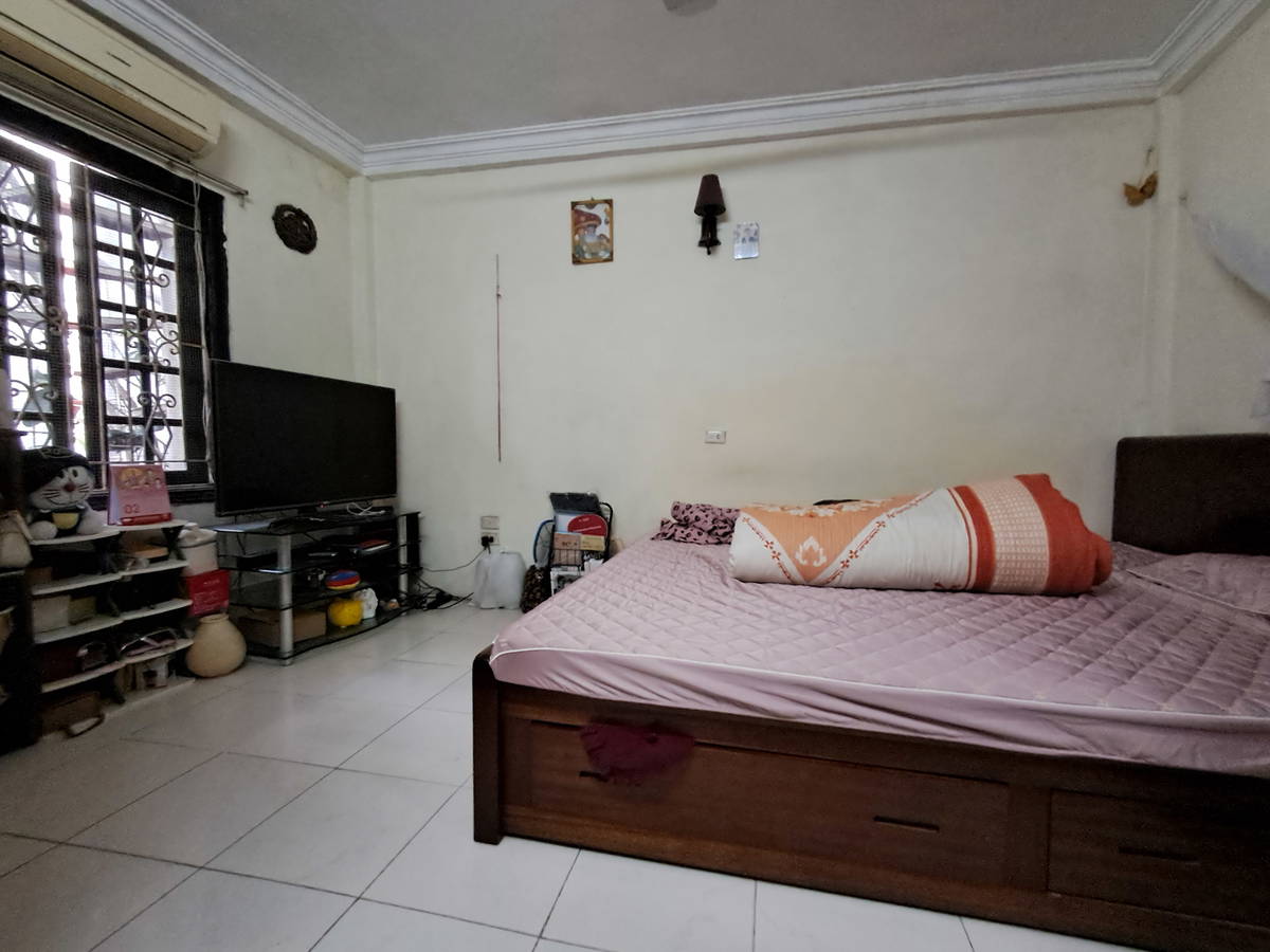 BÁN NHÀ MẶT NGÕ ÔTÔ-GẦN PHỐ-KINH DOANH-CHO THUÊ-53M 4T 13xTỶ-CÁT LINH ĐỐNG ĐA 4