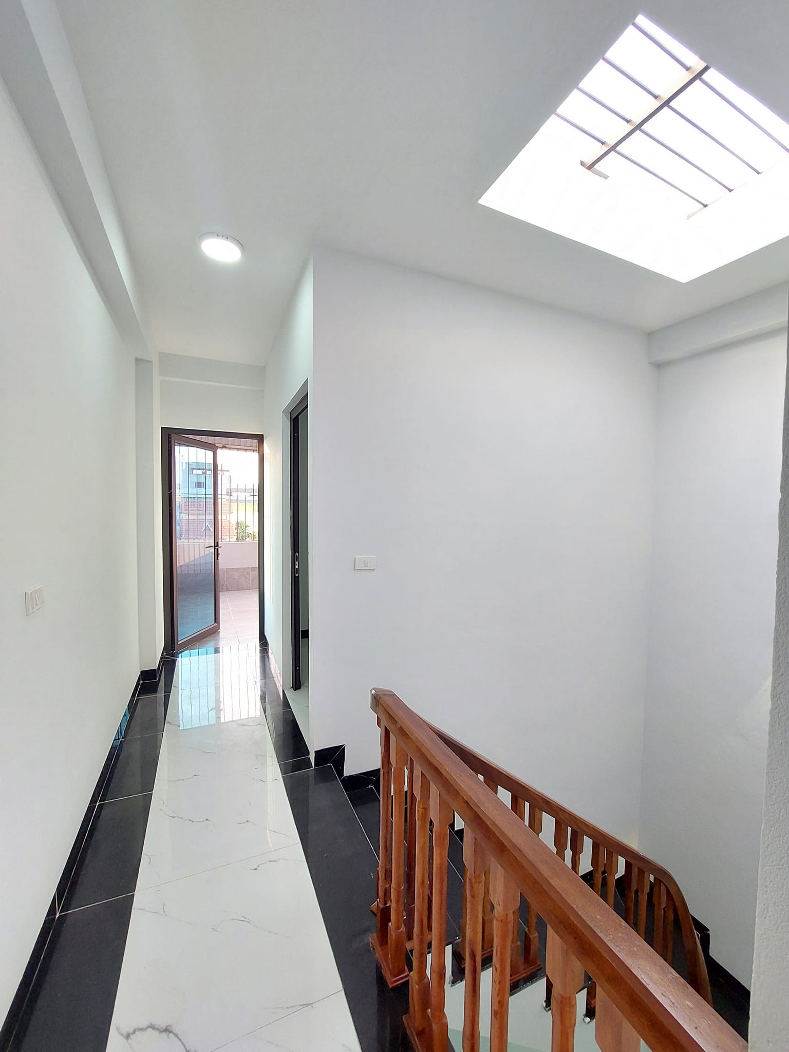 Nhà Di Trạch - Đẹp rẻ nhất - 30m ô tô đõ - 5 Tầng, 3 ngủ khép kin, 5km Mỹ Đình 6