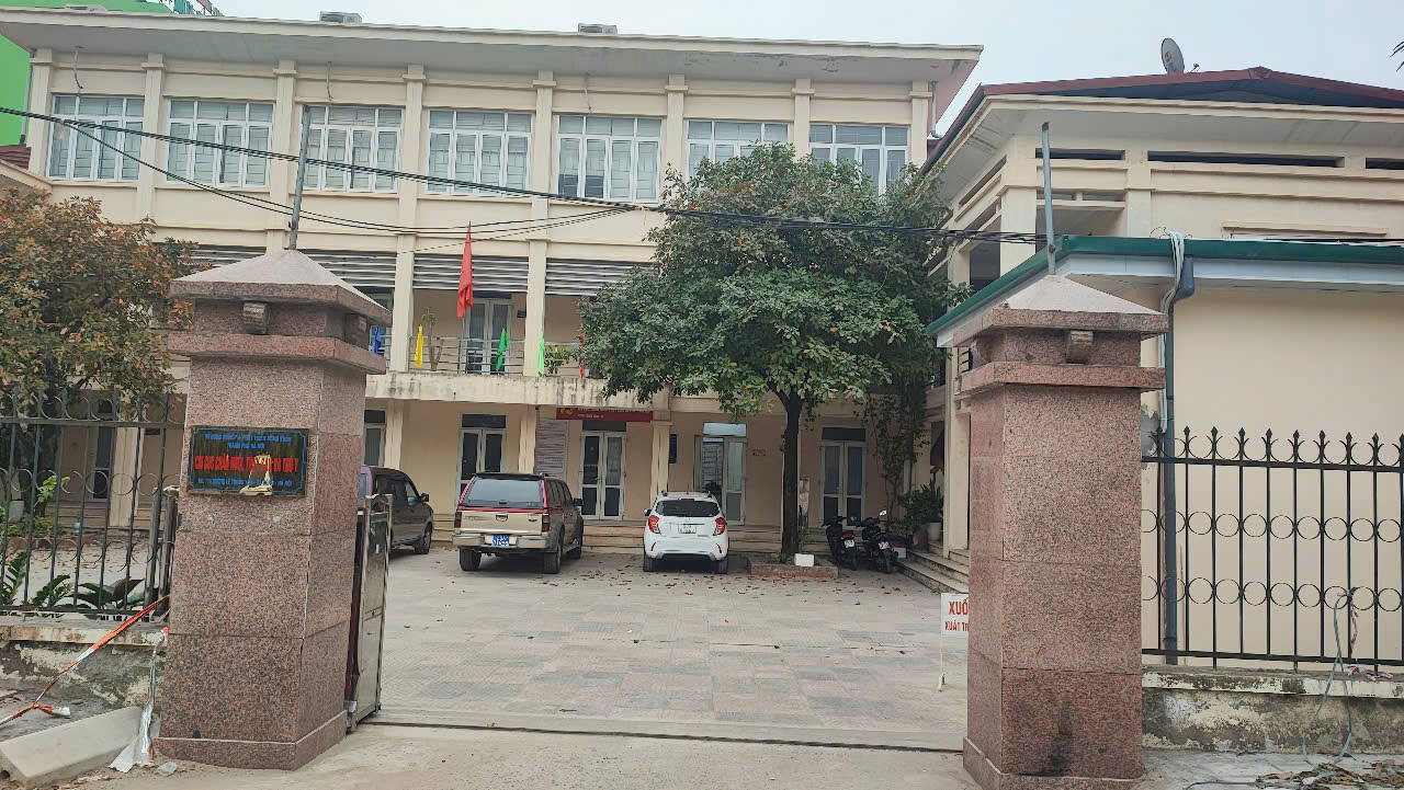 BÁN NHÀ Lê Trọng Tấn 81m2  3 tầng  4.6 m  25 tỷ Hà Đông Hà Nội 3