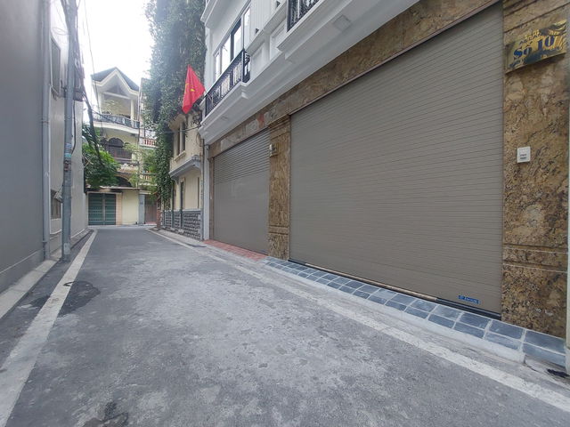 NHÀ MỚI NGÕ THÔNG Ô TÔ VÀO NHÀ Nguyễn Sơn 50m2,X 5 tầng, mặt tiền 3.7m, 15.9 tỷ Long Biên. 2