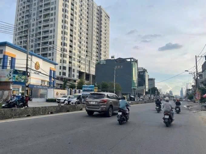 Cho thuê Nhà mặt tiền Phường Bình Khánh, Quận 2, Diện tích 2700m², Giá 0650 Triệu/tháng 2