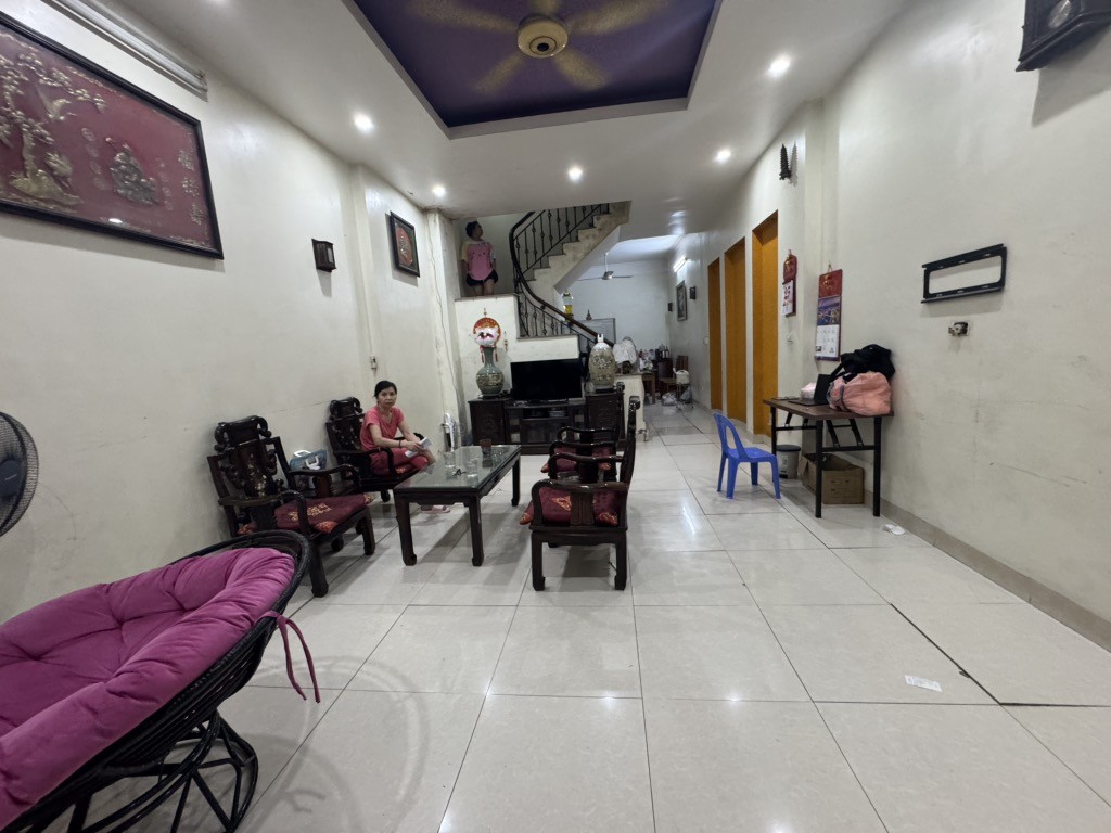 BÁN NHÀ NGỌC THỤY 23 tỷ 80m MẶT TIỀN 5m CÔNG VIÊN VỈA HÈ Ô TÔ ĐỖ CỬA 4