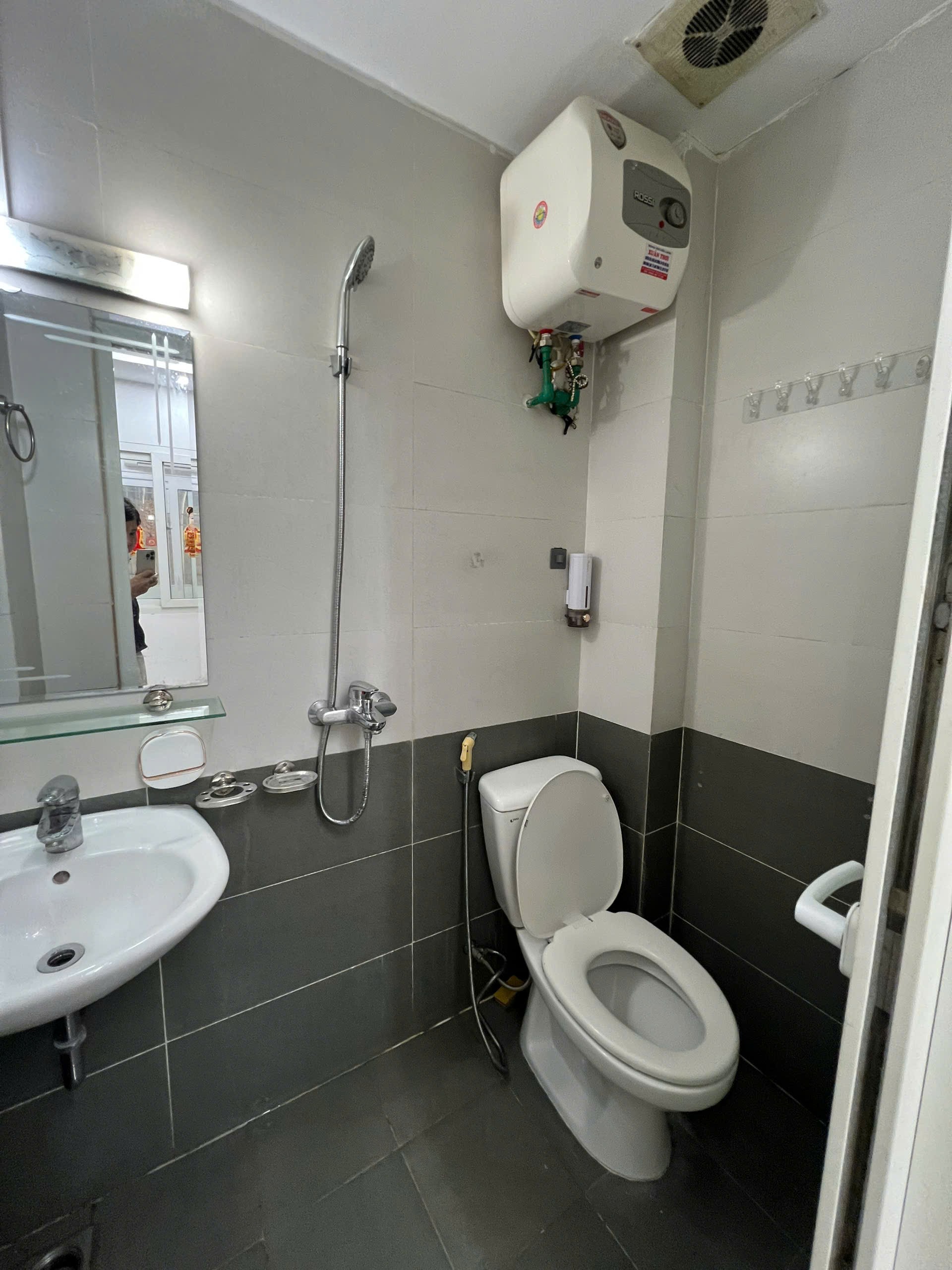 Bán căn hộ CC mini 67 Đình Thôn - Mỹ Đình - Nam Từ Liêm 35m giá 1.3 tỷ, phôi sổ riêng 6
