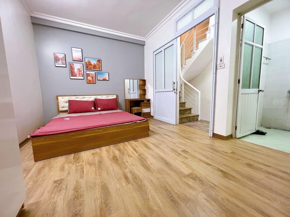 NHÀ THANG MÁY – PHỐ KIM MÃ – GIÁ CỰC HỢP LÝ