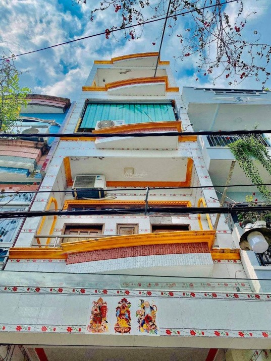 HXH thông Nguyễn Sơn TP 4T 4,8x14m2 nở hậu chỉ 20m ra mặt tiền giá 5 tỷxx 2