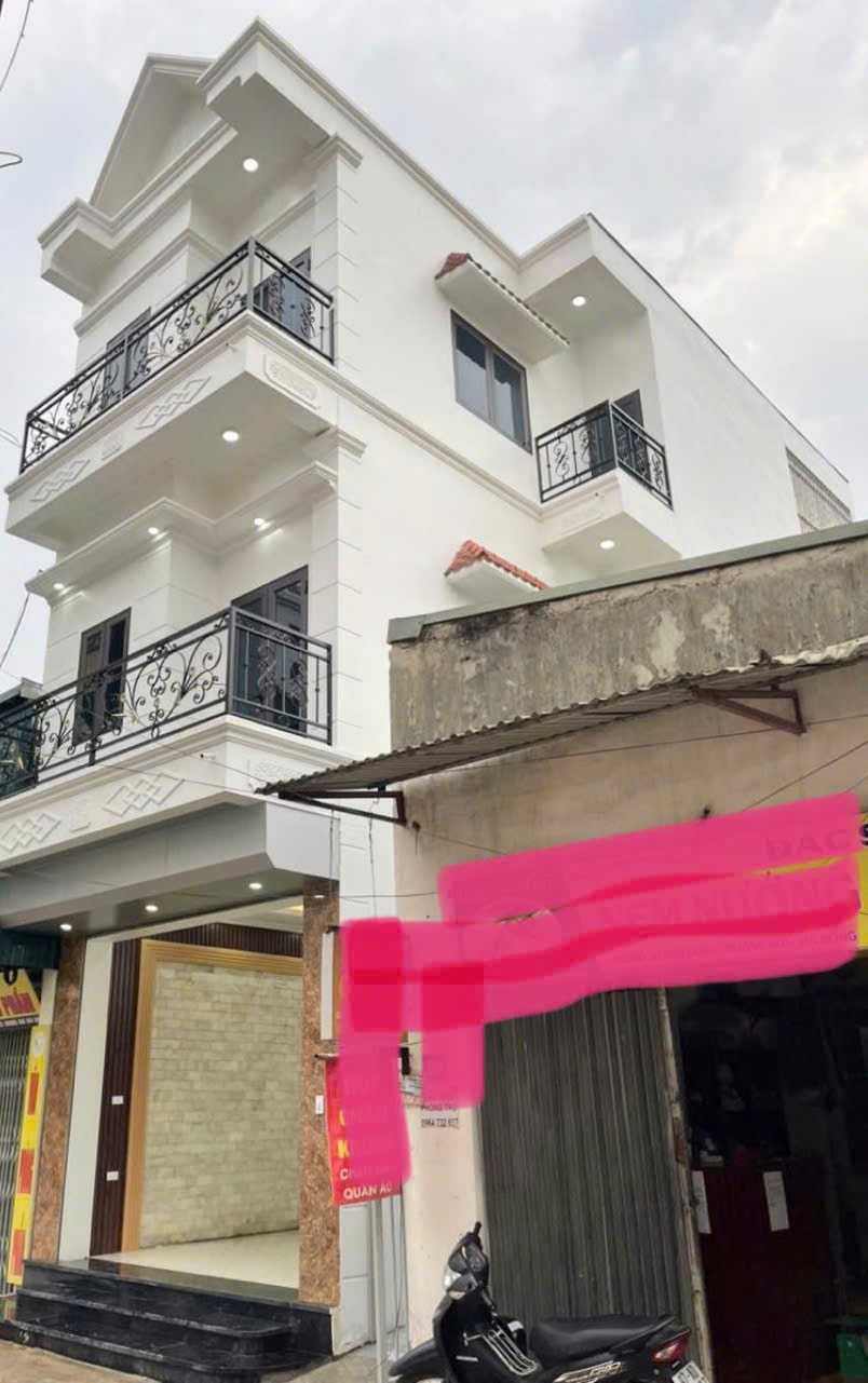 MẶT PHỐ KINH DOANH- Ô TÔ TRÁNH - 61m MT5m giá 13.6 đồng (có tl tiếp) tại Ỷ La