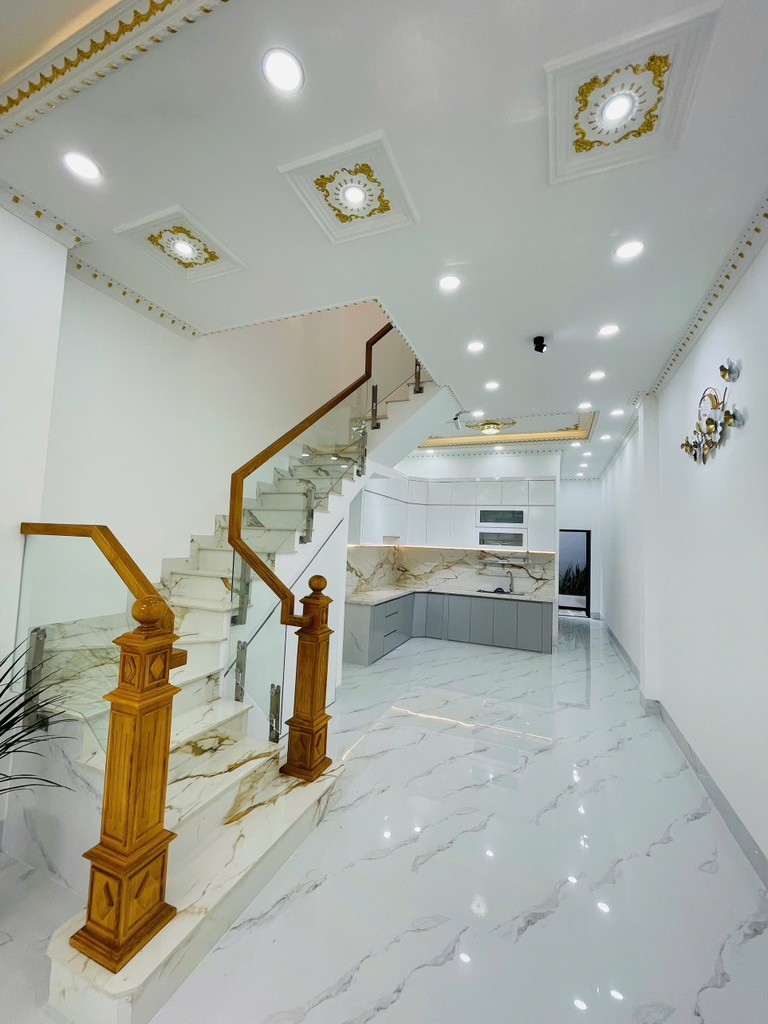 NHÀ ĐẸP BÌNH TRỊ ĐÔNG, HẺM 5M, 74M2, 2 TẦNG, NGAY TÊN LỬA, GẦN AEON BÌNH TÂN GIÁ NHỈNH 6 TỶ