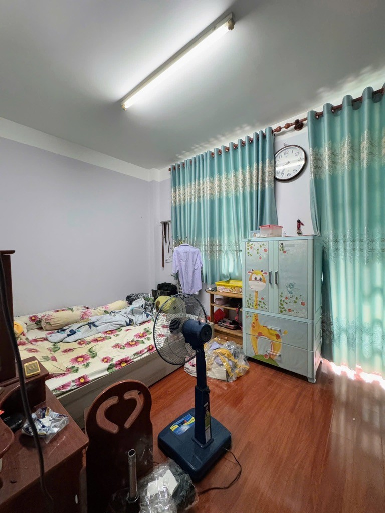 MẶT TIỀN VỪA Ở VỪA KINH DOANH, NGAY GÒ XOÀI, NHÀ 3 TẦNG, 50M2, SỔ ĐẸP PHÁP LÝ CHUẨN GIÁ NHỈNH 3 TỶ 3