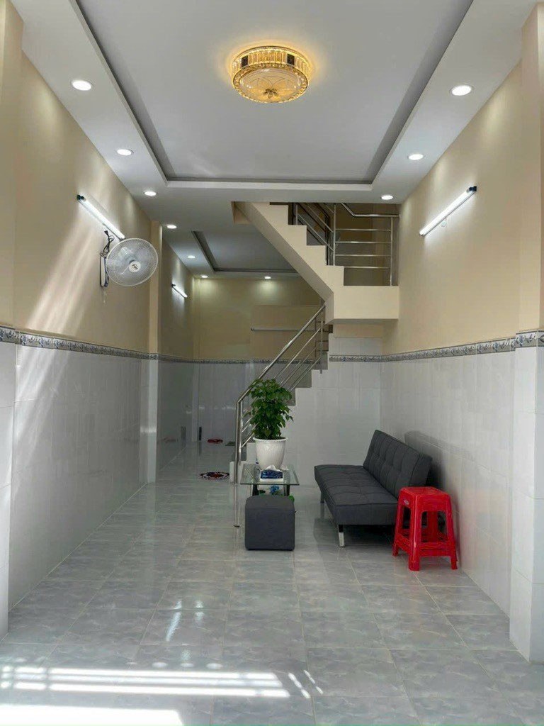 HẺM XE TẢI THÔNG - KỀ BÊN TÂN HOÀ ĐÔNG - BÌNH TRỊ ĐÔNG - NGAY NGÃ TƯ 4 XÃ - 2 TẦNG - 33M2 - 2