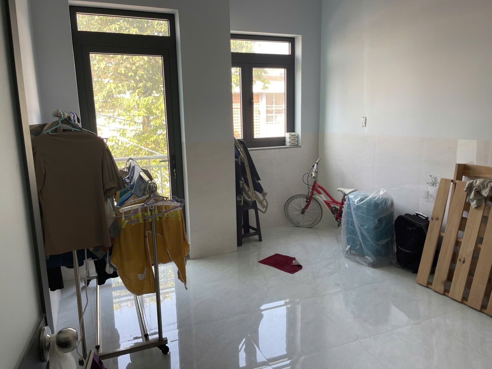 Nhà mới vào ở ngay – 62M², HẺM XE HƠI, gần Công viên Làng Hoa, chỉ 5.69 tỷ TL! 3