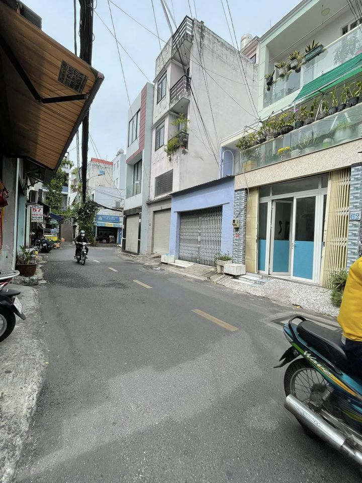24m2 Hồng Lạc, 2 tầng nhà mới, 2.9 tỷ, hẻm ba gác