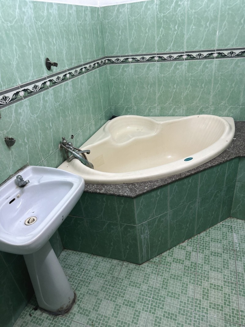 Bán nhà CN 88m2, Hẻm xe tải 6m Đường Lê Thúc Hoạch, Q.Tân Phú 5