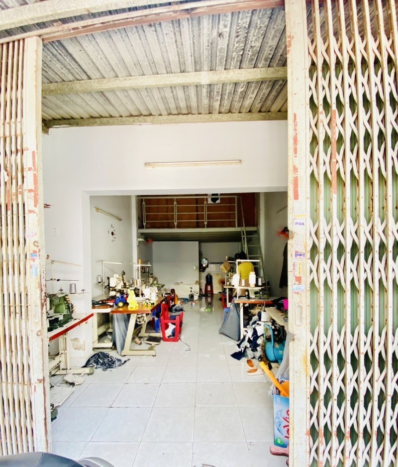 Bán nhà DT 100m2 - Hẻm xe tải Đường Lê Trọng Tấn, Q. Tân Phú 3