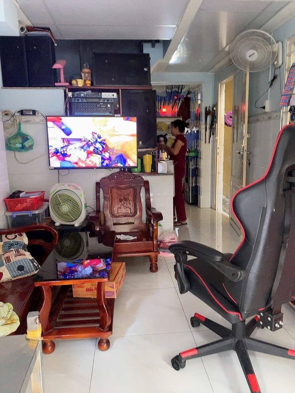 Bán nhà riêng 100m2 - Hẻm xe hơi Đường Tân Hương, Quận Tân Phú 2