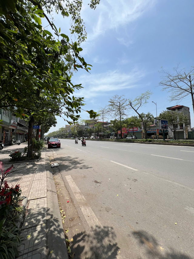 BÁN ĐẤT TẶNG NHÀ MẶT PHỐ KINH DOANH  Ngô Gia Tự-Long Biên 54m2, mặt tiền 4.2m, 15.5 tỷ. 3