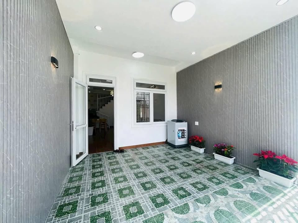 NHÀ ĐẸP SỔ XÂY DỰNG NHƯ TRONG HÌNH TẠI CAO THẮNG, P7, ĐÀ LẠT GIÁ CHỈ 3.15 TỶ 4