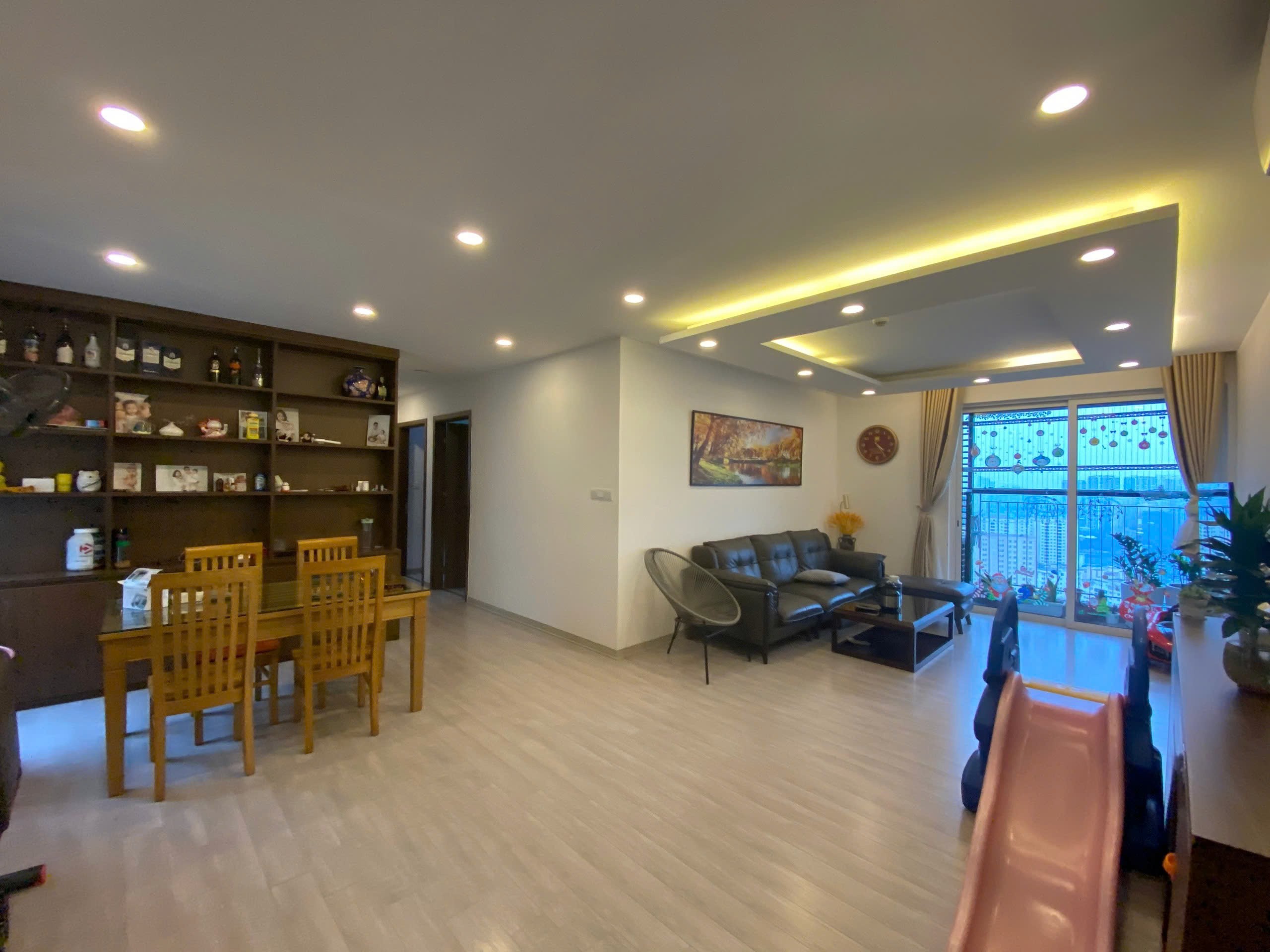 Chính chủ bán CHCC Seasons Avenue, 3PN, CÓ SLOT OTO, giá 7.1 tỷ