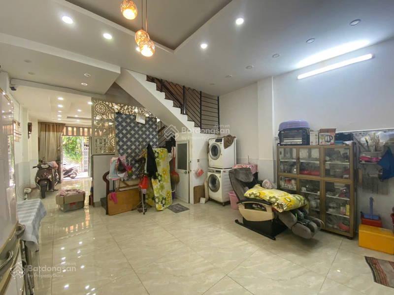 HXH ĐỔ CỔNG Q.T.Phú 62m2 2 tầng ngang 5m ngay chợ Tân Hương CHỈ 5 tỷX 2