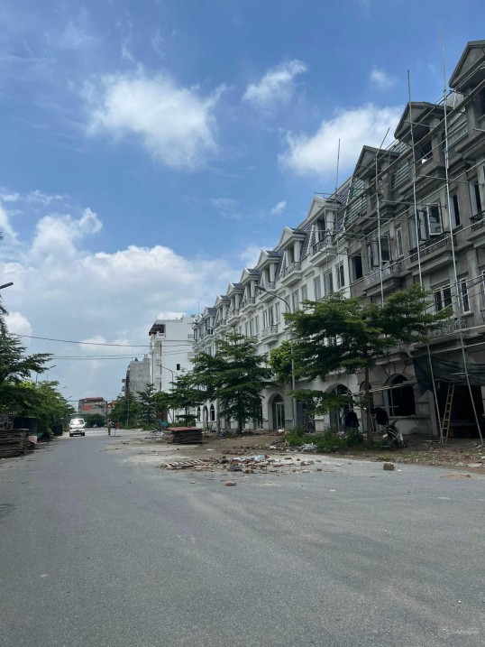 Chính chủ bán lô góc đất dịch vụ lai xá, kim chung, hoài đức, diện tích 105m2  0901 513 811