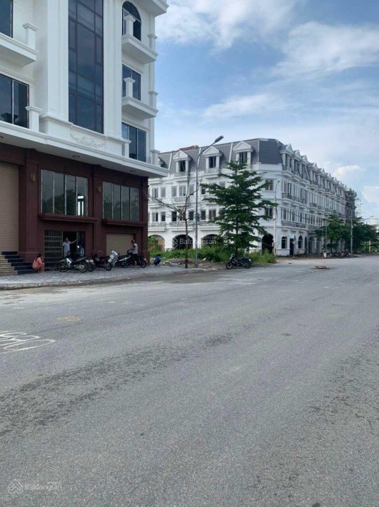 Chính chủ bán lô góc đất dịch vụ lai xá, kim chung, hoài đức, diện tích 105m2  0901 513 811 2