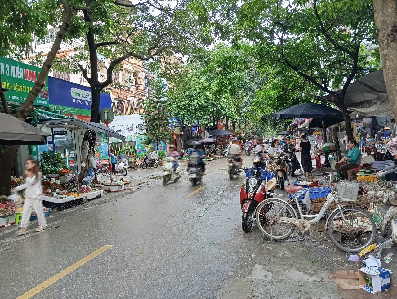 CỰC Hiếm! Mặt phố Nguyễn Khuyến, Dương Lâm mặt chợ KĐT Văn Quán sầm uất 105m2 chỉ 2x tỷ. 3