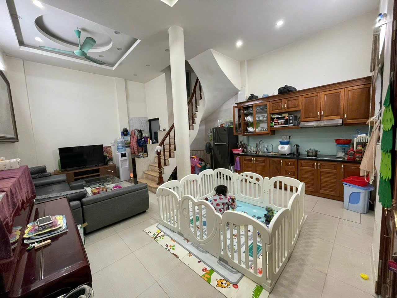 Cho thuê nhà ô tô, vỉa hè KD, CHDV, Yên Bái 2, phố Huế, Hai Bà Trưng 35m x 5T giá 16tr