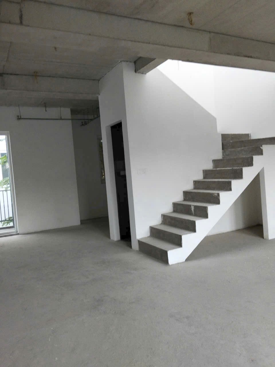 Cần bán Nhà mặt tiền Phường Phú Hữu, Quận 9, Diện tích 132m², Giá 7.7 Tỷ 6