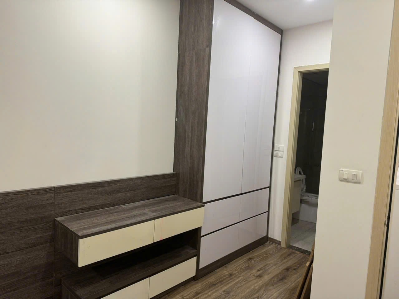 Bán 1PN - ECOLIFE CAPITOL, Trục đẹp A1 VIEW PHỐ siêu thoáng 3