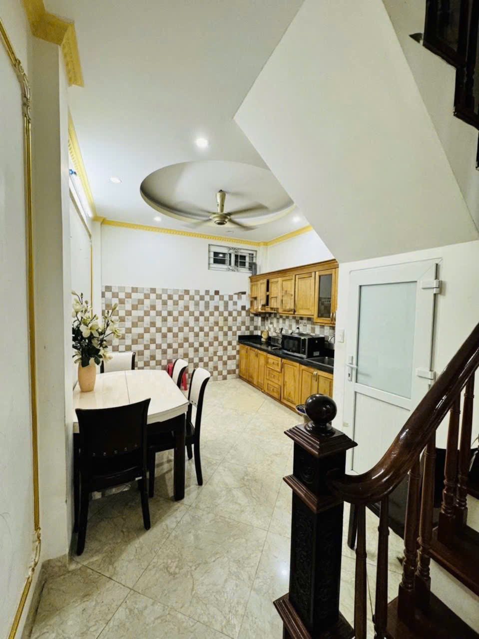 Cho thuê nhà riêng ngõ 43 Chùa Bộc, Đống Đa 45m x 4T,  4PN3VS, đủ đồ giá 15 triệu 3