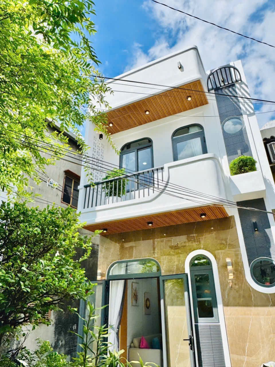 Nhà rẻ đẹp lung linh hiếm! Lê Quang Định - ( 4x8m ), 2 tầng - chỉ 5.150 tỷ thương lượng