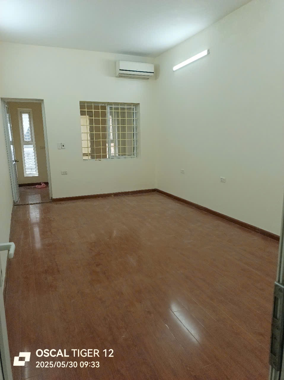 Cho thuê nhà nguyên căn, ô tô Ngõ 234 Hoàng Quốc Việt - Cầu Giấy 63m x 4T giá 15 triệu 2