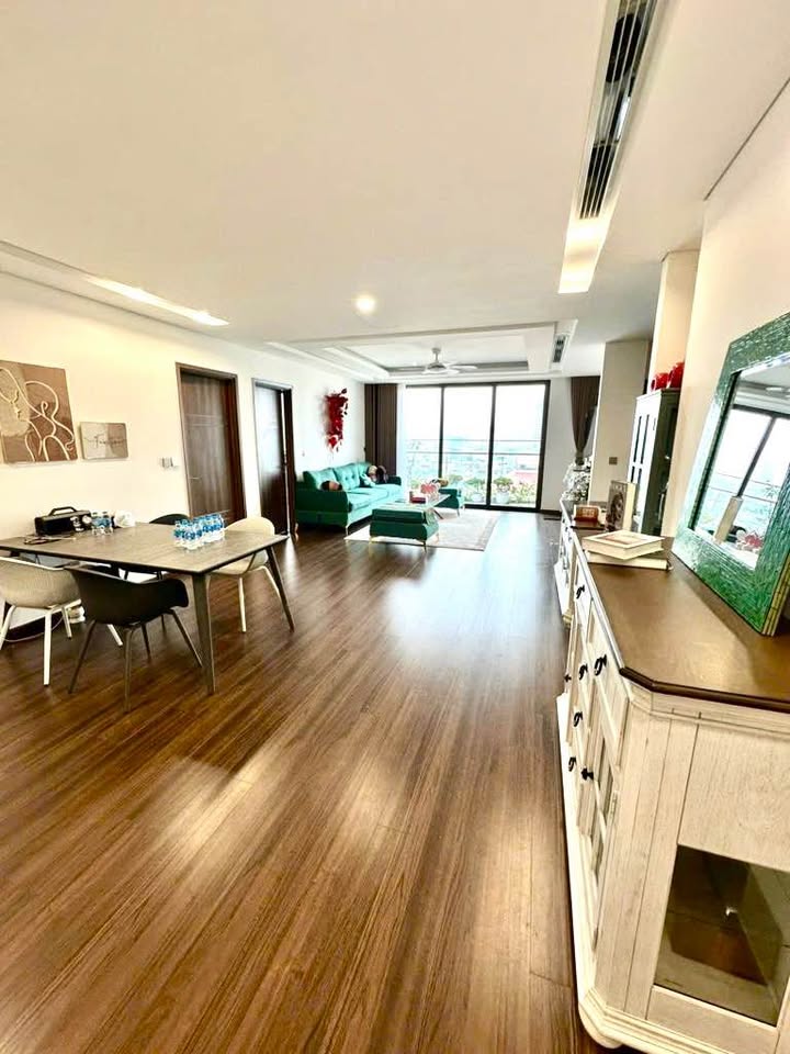 Căn hộ 3 ngủ, sẵn đầy đủ tiện ích. Top chung cư sang trọng đẳng cấp- Green Diamond. 93 Láng Hạ. 6