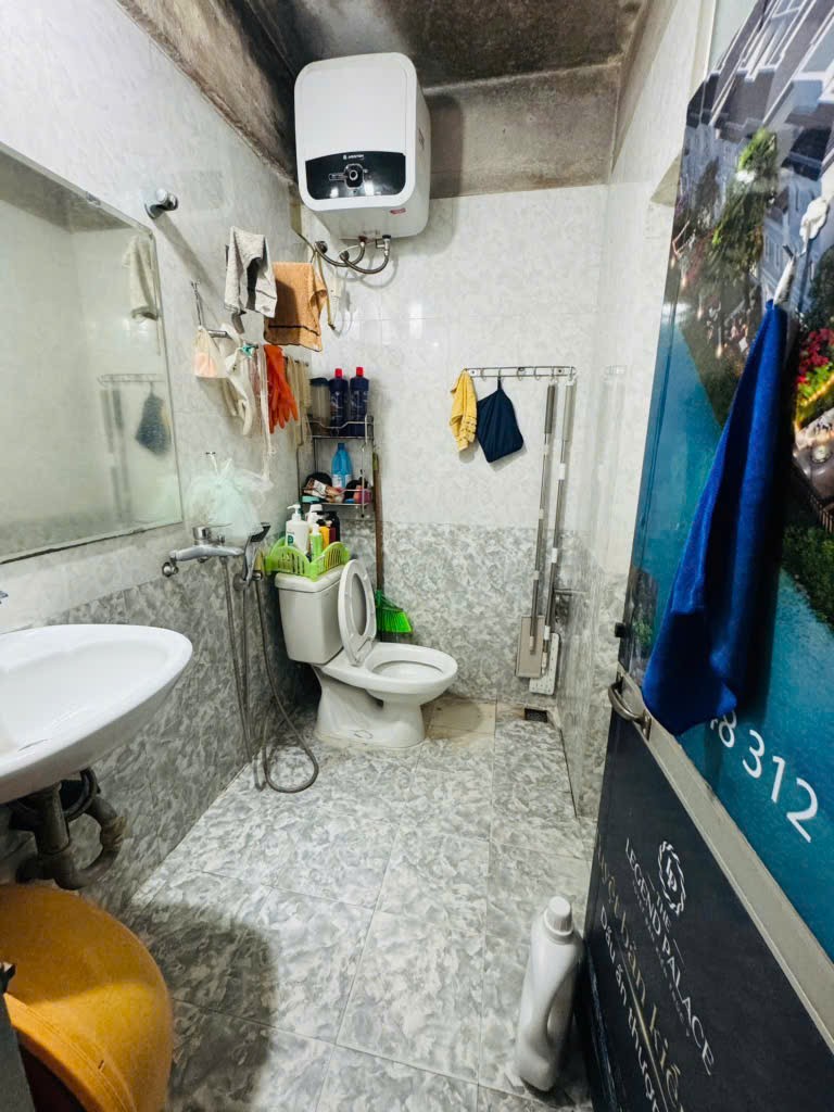 Cần bán Nhà mặt tiền đường Minh Khai, Phường Vĩnh Tuy, Diện tích 100m², Giá 4.8 Tỷ 2