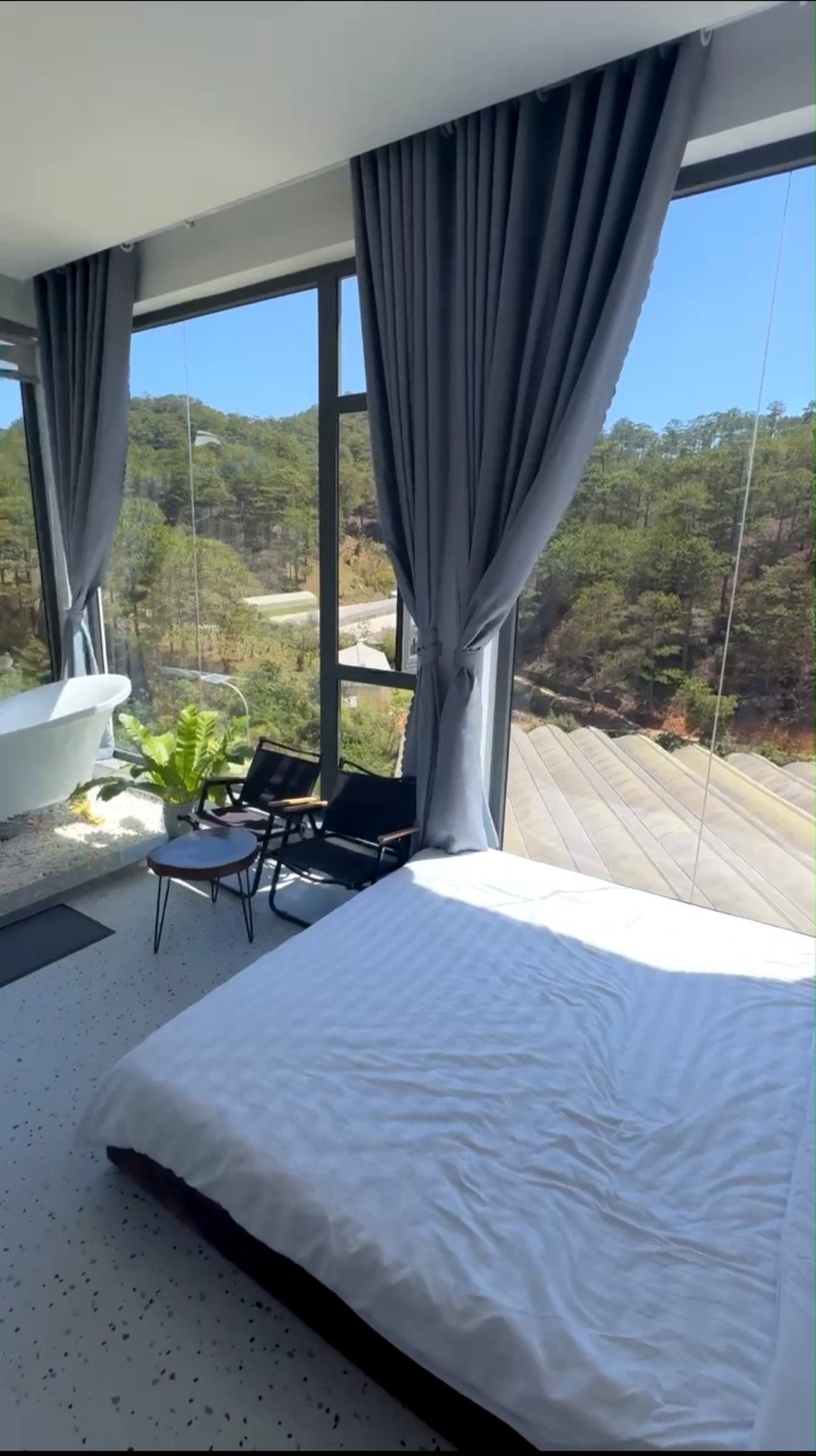 Cần tiền Bán gấp Căn Homestay view đẹp đường Hoàng Hoa Thám, Đà Lạt 15 tỷ 2