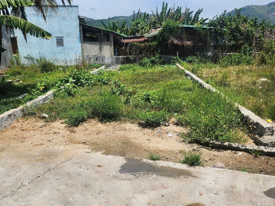 Bán đất Suối Hiệp giá rẻ full thổ cư ngay khu dân cư thôn Phú Hậu 2
