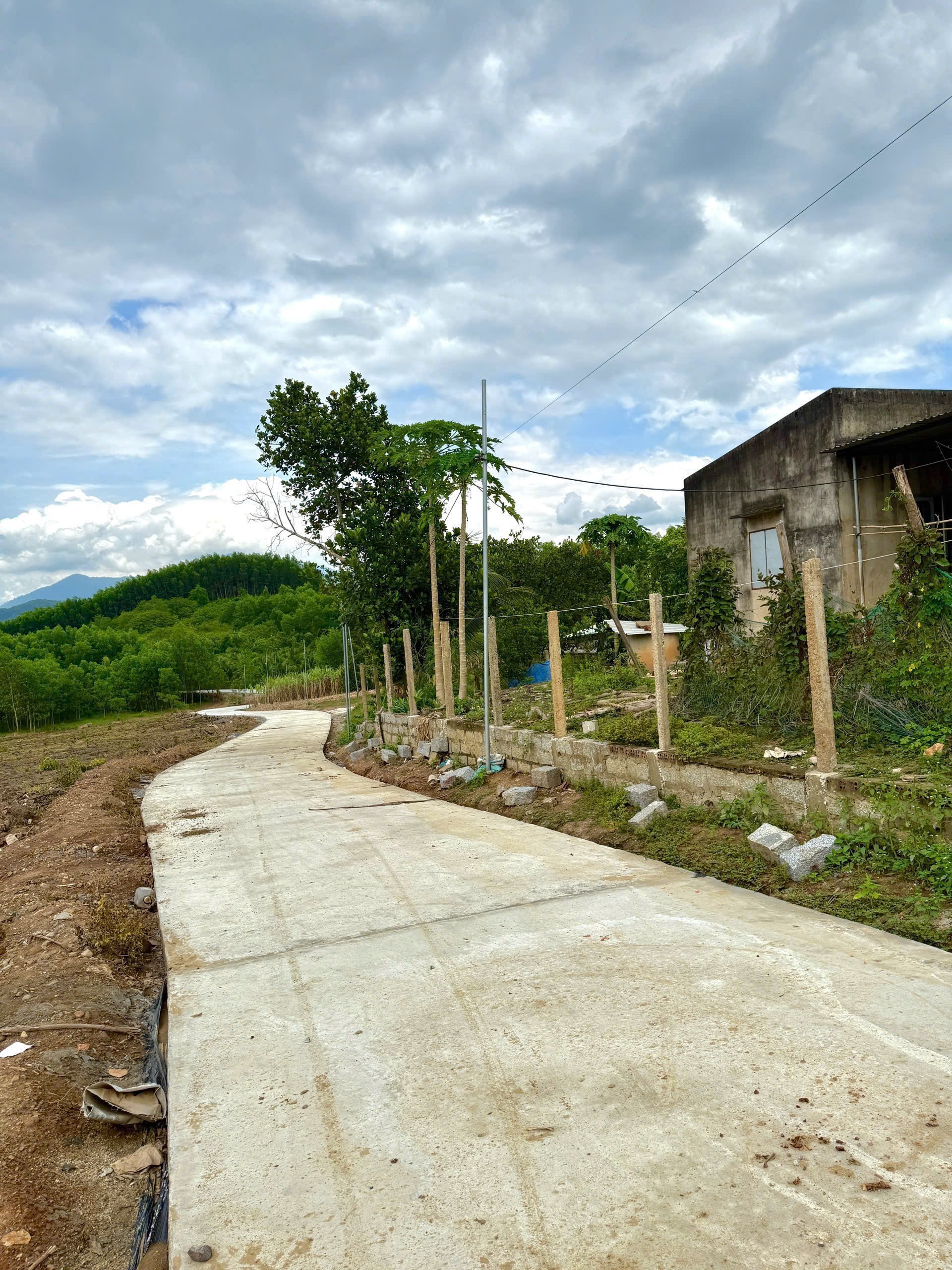 Bán đất vườn Diên Xuân giá rẻ cách khu dân cư chỉ 300m 3