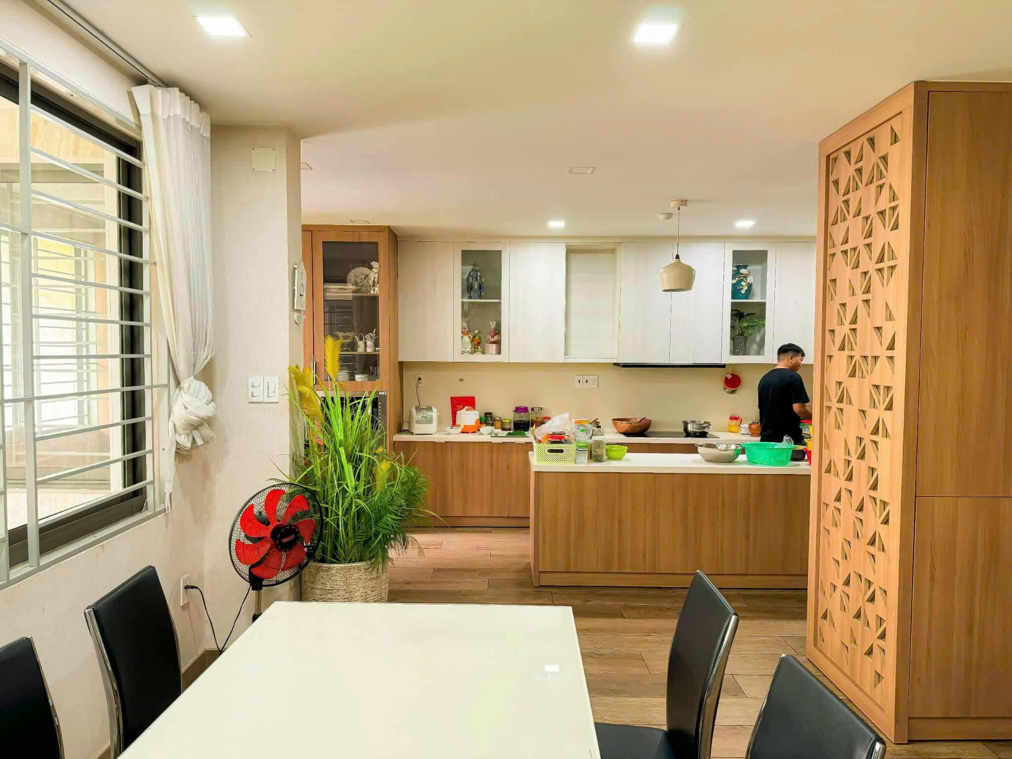 BIỆT THỰ 7 TẦNG 200M2 NGANG 12.5 – HẦM, HỒ BƠI – NGAY NHÀ GA T3 – CHỈ 69 TỶ TL 13