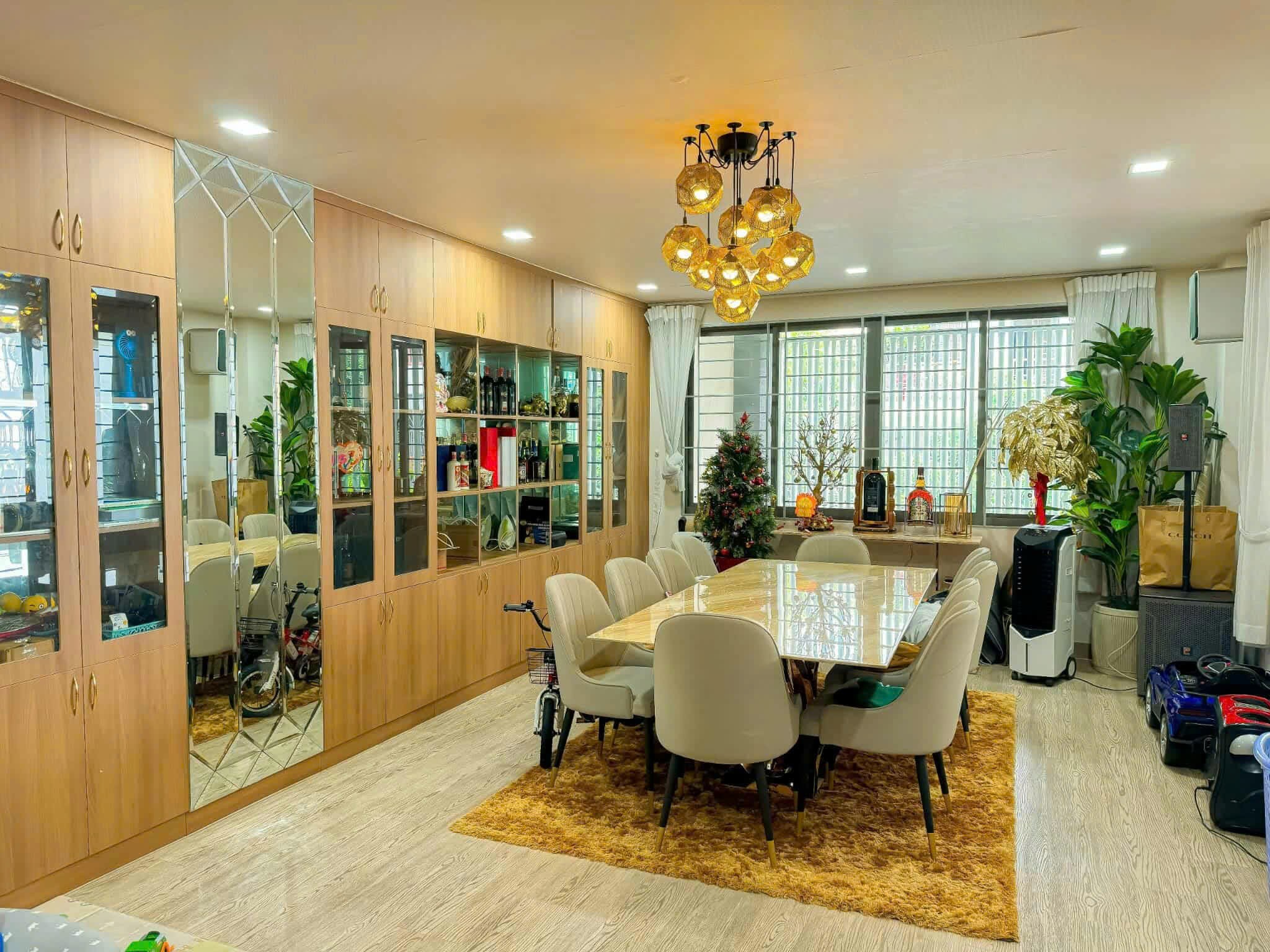 BIỆT THỰ 7 TẦNG 200M2 NGANG 12.5 – HẦM, HỒ BƠI – NGAY NHÀ GA T3 – CHỈ 69 TỶ TL 11