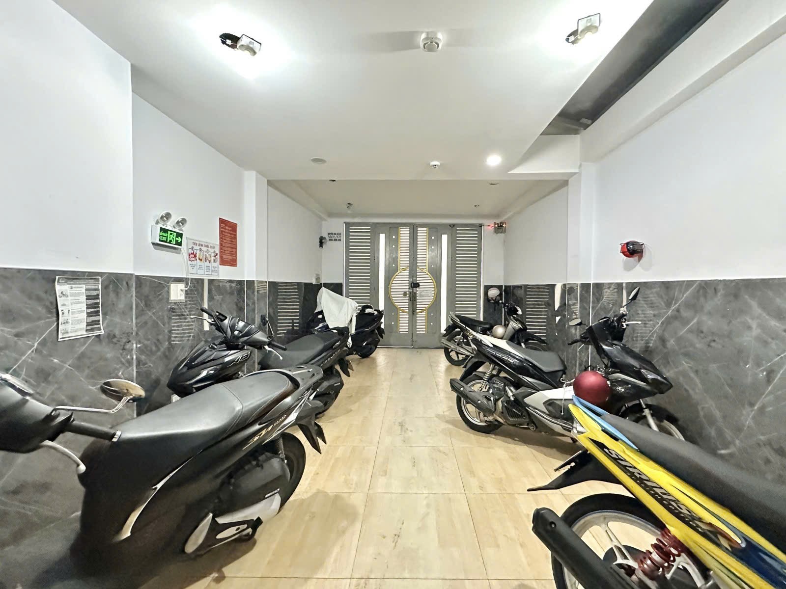 CHDV 6 TẦNG 70m2 (4x18) - 13 PHÒNG CHO THUÊ FULL - GIÁ 12.99T 7