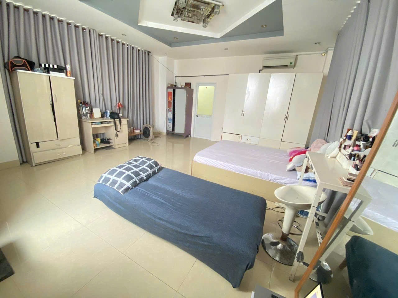 BÙI HỮU NGHĨA - HẺM XE TẢI 7 TẦNG THANG MÁY - 10 PN DÒNG TIỀN 70TR/THÁNG - GIÁ 19.7T 6