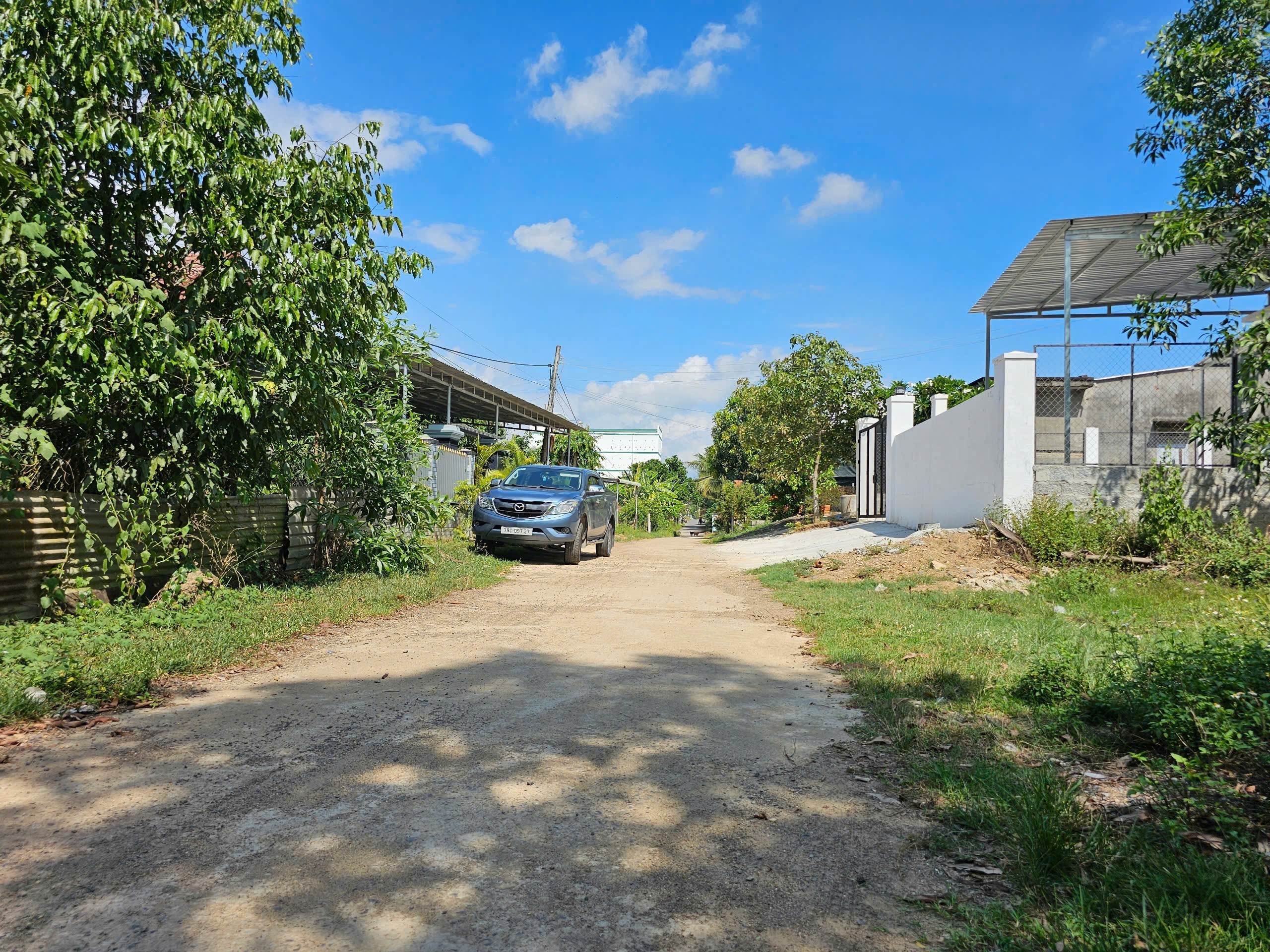 Bán đất Diên Xuân mặt đường bê tông liên thôn QH 16m thôn Xuân Đông gần Tỉnh Lộ 8