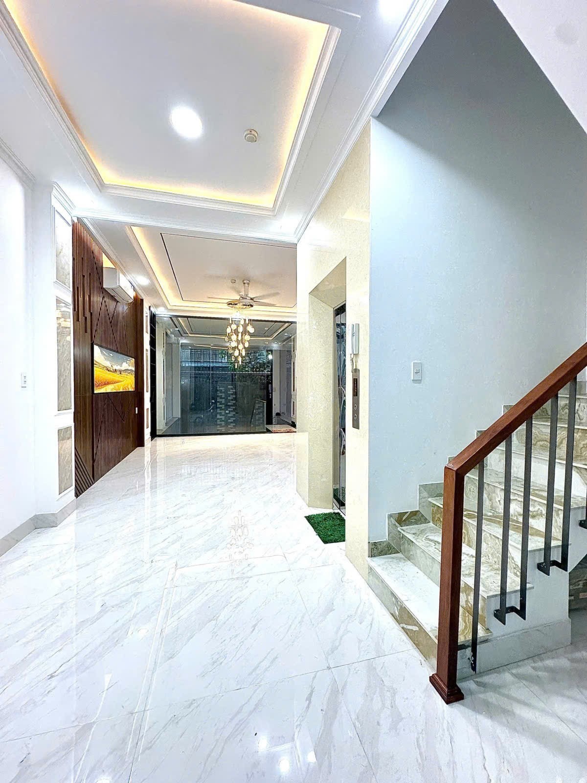 NHÀ 7 TẦNG THANG MÁY SANG TRỌNG, FULL NỘI THẤT ĐẲNG CẤP - GIÁ 31.6T 5