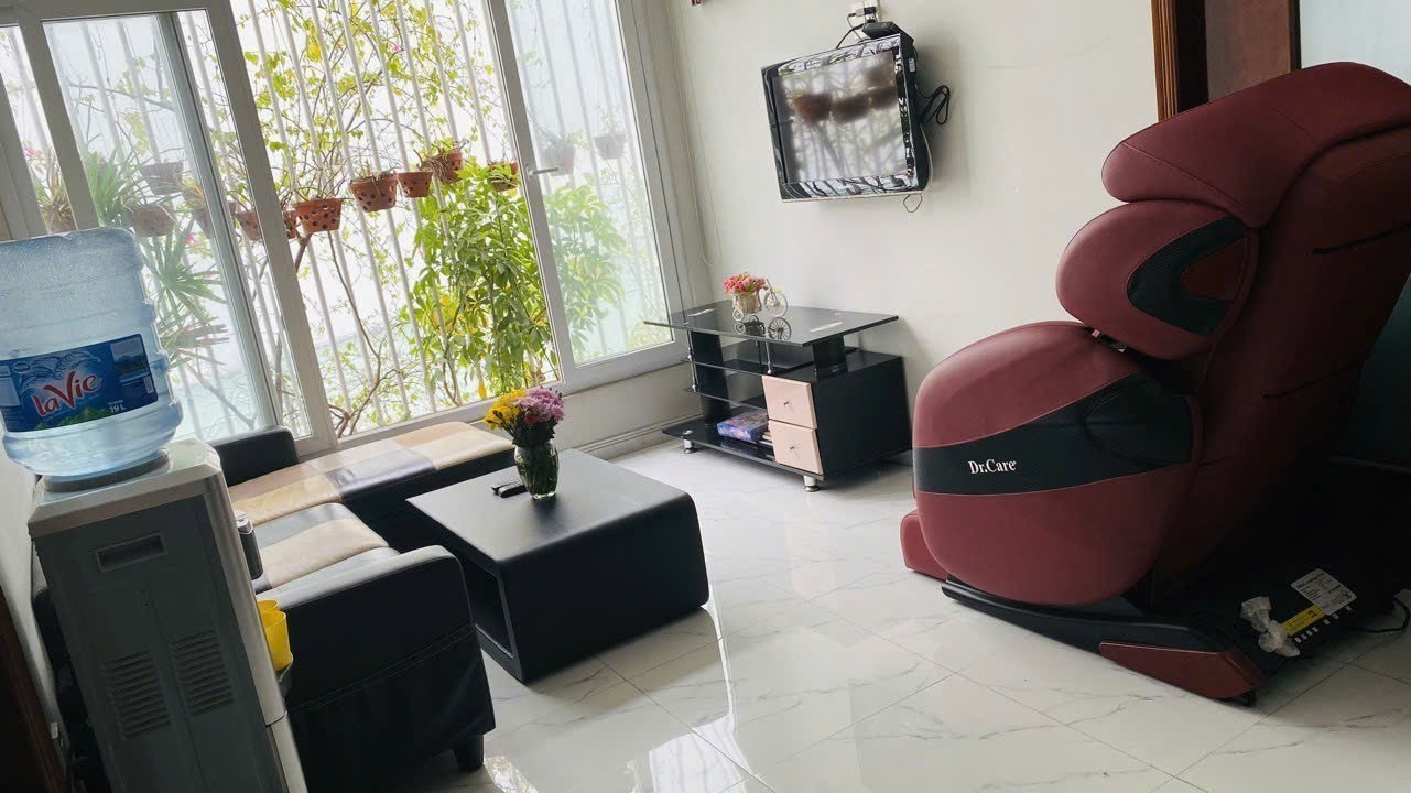 NHÀ RỘNG 135m2 SÁT PHẠM VĂN ĐỒNG - NGANG KHỦNG 9m x DÀI 15m - GIÁ CHỈ 12.2T 7