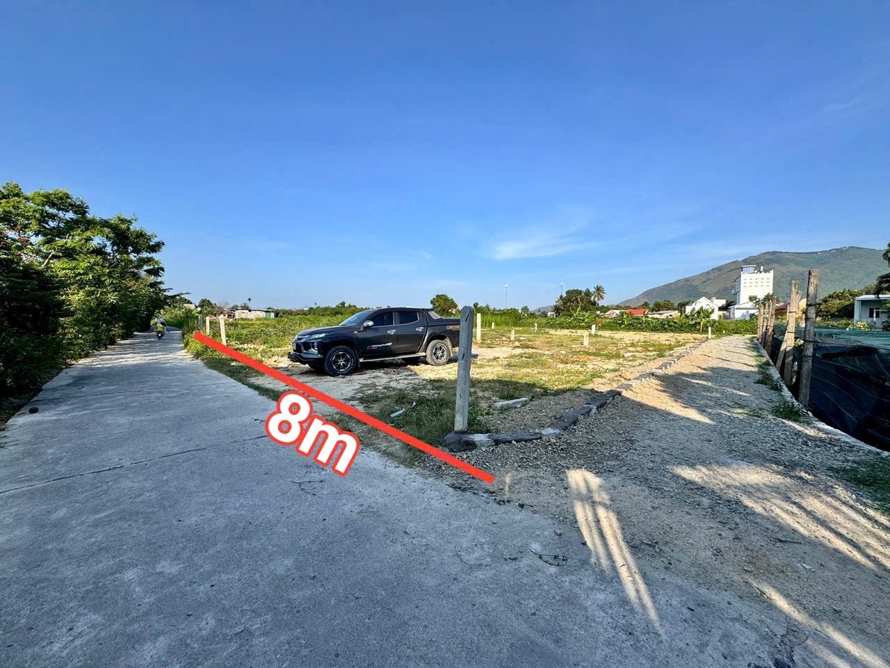 Bán lô góc Diên Toàn đường thông ngay bên hông trường mầm non đi vào