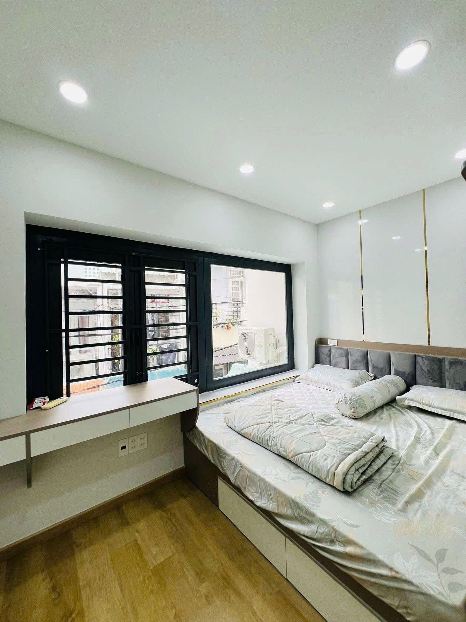NHÀ 5 TẦNG 9 PHÒNG NGỦ HXH LÊ QUANG ĐỊNH CHO THUÊ 264TR/NĂM - GIÁ 8.3 TỶ 2