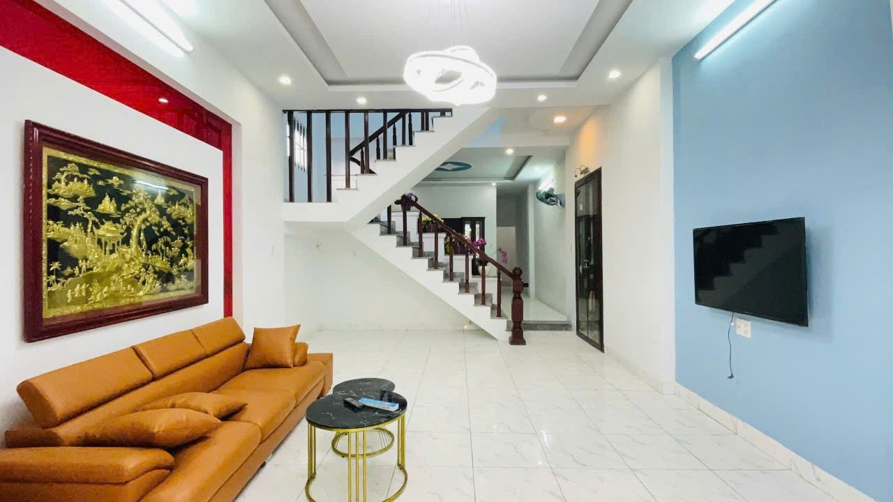 Bán nhà Trung Tâm Thị Trấn Diên Khánh sát bên cầu Cạn đường 23/10 11
