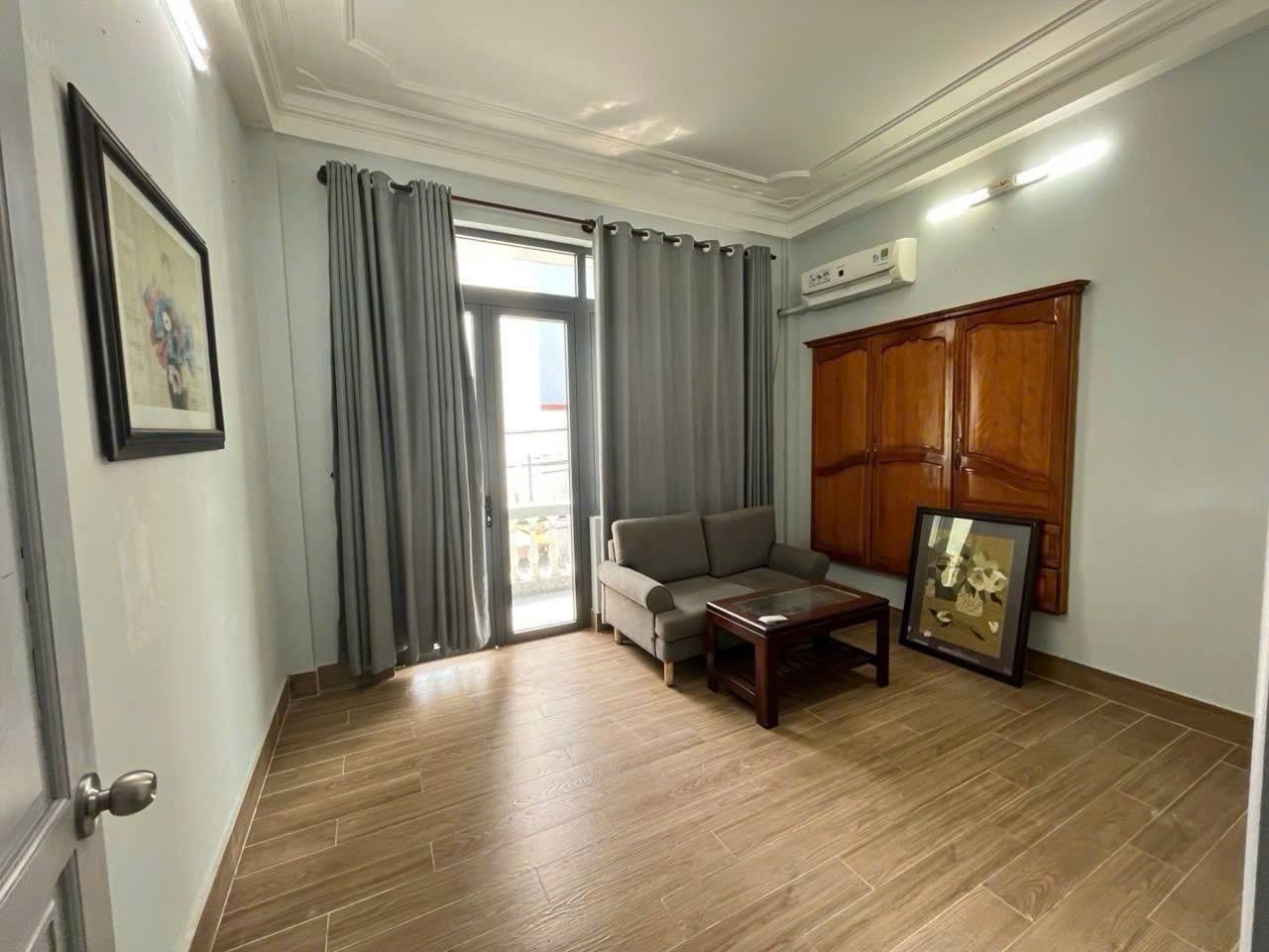 NHÀ NGUYỄN KIỆM PHÚ NHUẬN - HẺM XE TẢI - 45m2 (4×12) 4 TẦNG VUÔNG A4 - GIÁ 11 TỶ 7