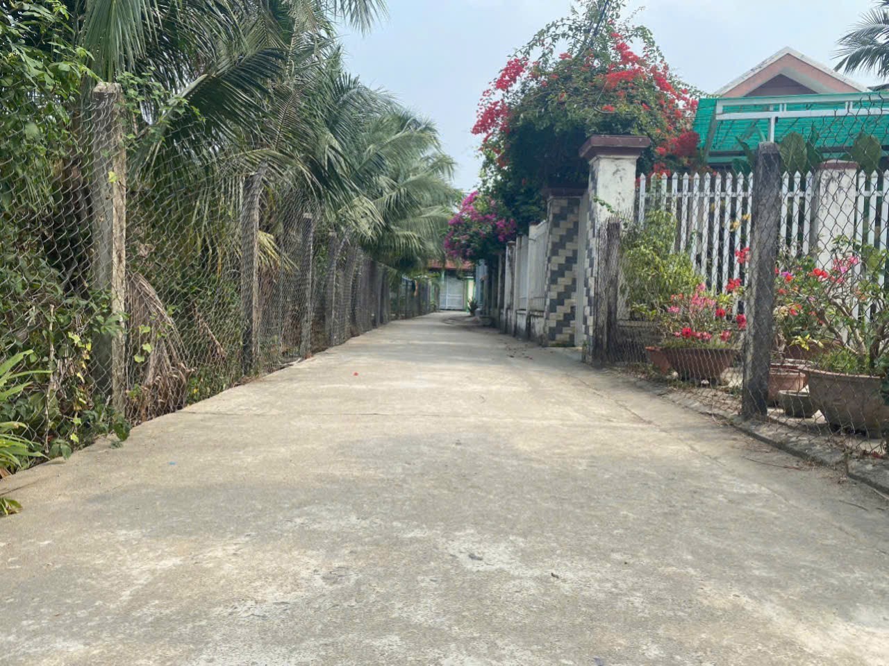 Bán đất thị trấn Diên Khánh sát bên bờ kè Sông Cái - đường thông