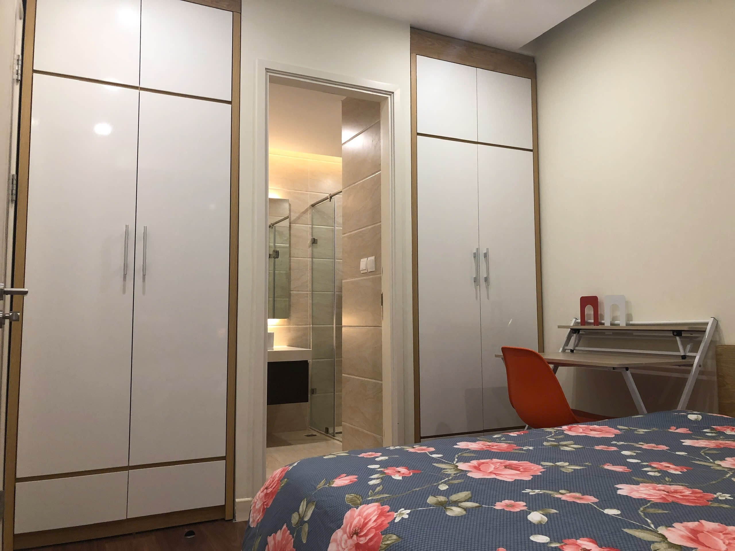 Bán CHCC Imperia Garden, 2PN, dt 80m2 trục hoa hậu, giá tốt 2