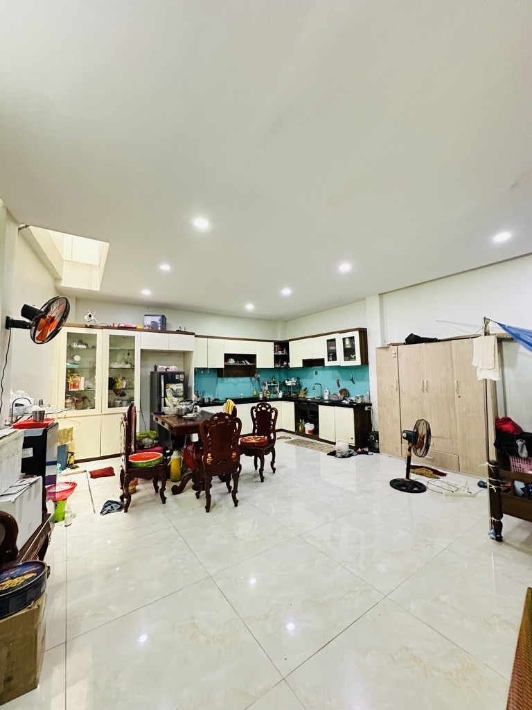 Bán nhà Hẻm 6m Cống Lở-ngang 4.6m-4PN-nhà mới-nở-95m2-7 tỷ hơn 4